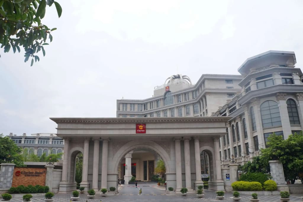 Clarion Hotel