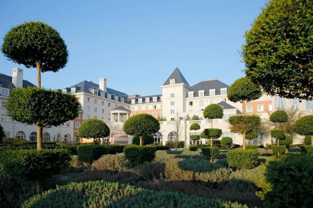 Dream Castle Paris